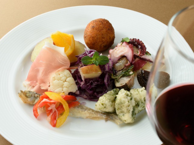 オステリア　ブランカ